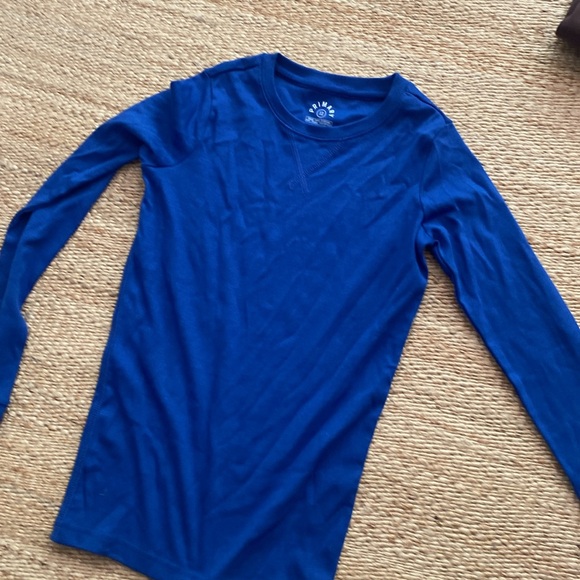 Bundle of long sleeve shirts - Picture 2 of 3